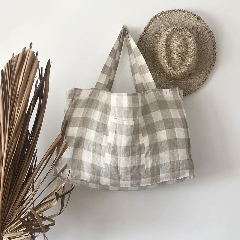 The Weekender Linen Tote - Checkered Florence